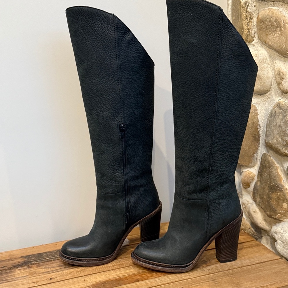 Vera Wang Pebble Leather Boots - Picture 3 of 8